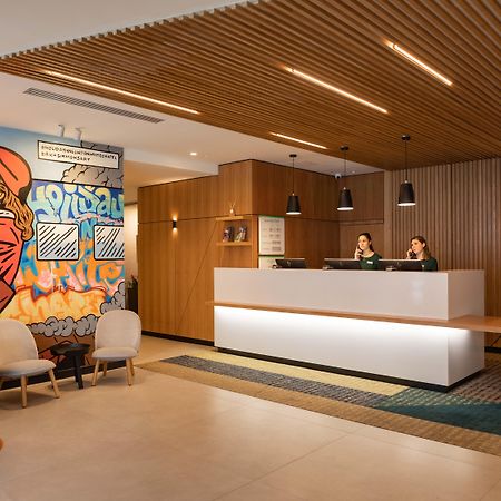 Holiday Inn London - Whitechapel By Ihg Bagian luar foto