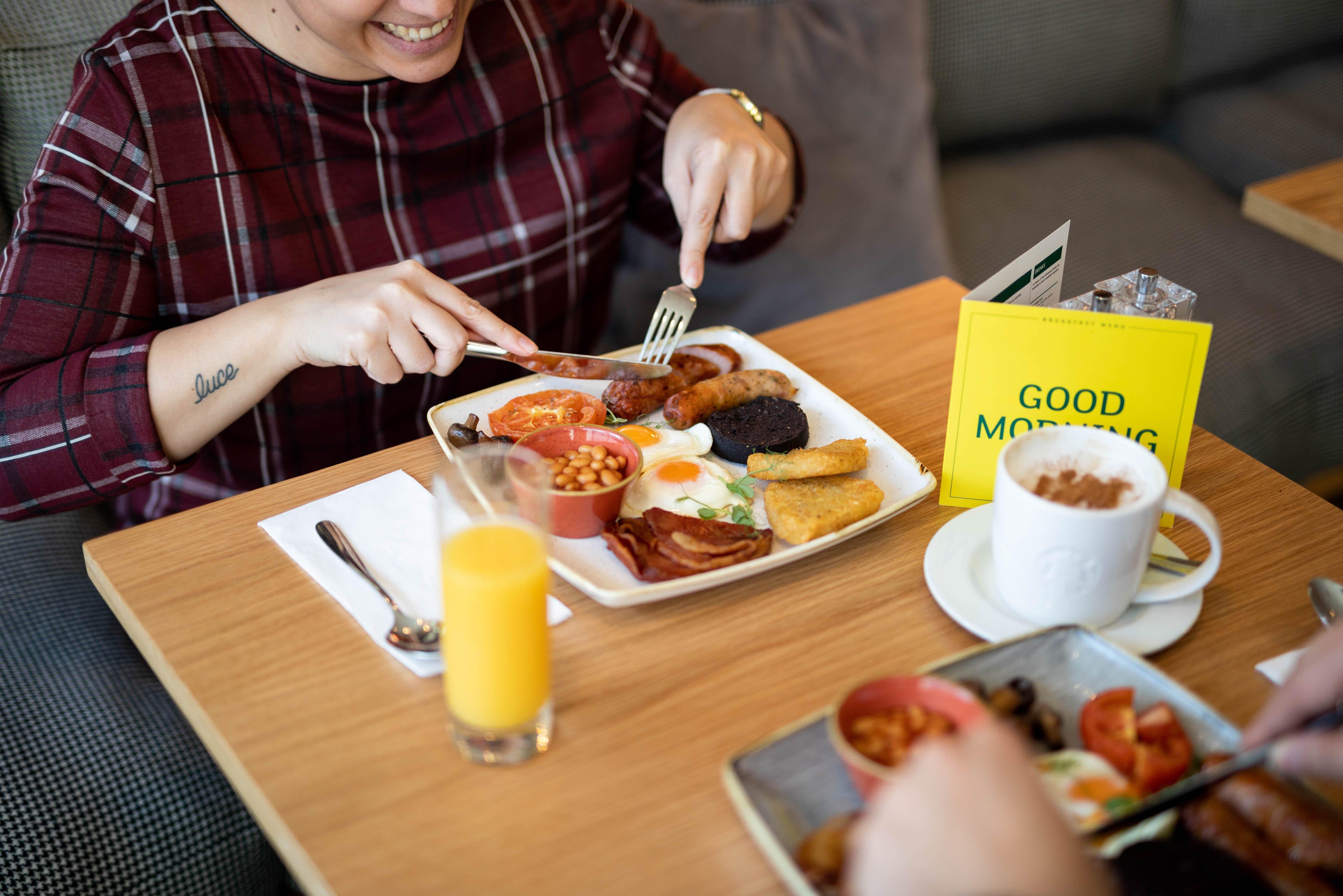 Holiday Inn London - Whitechapel By Ihg Bagian luar foto