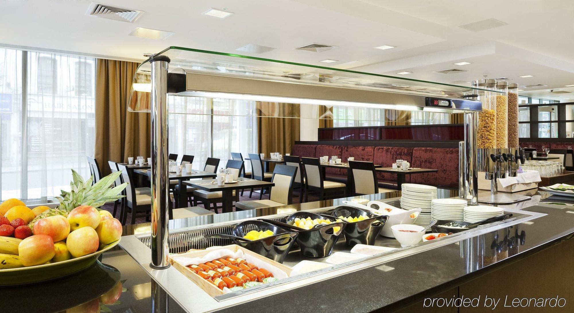Holiday Inn London - Whitechapel By Ihg Bagian luar foto